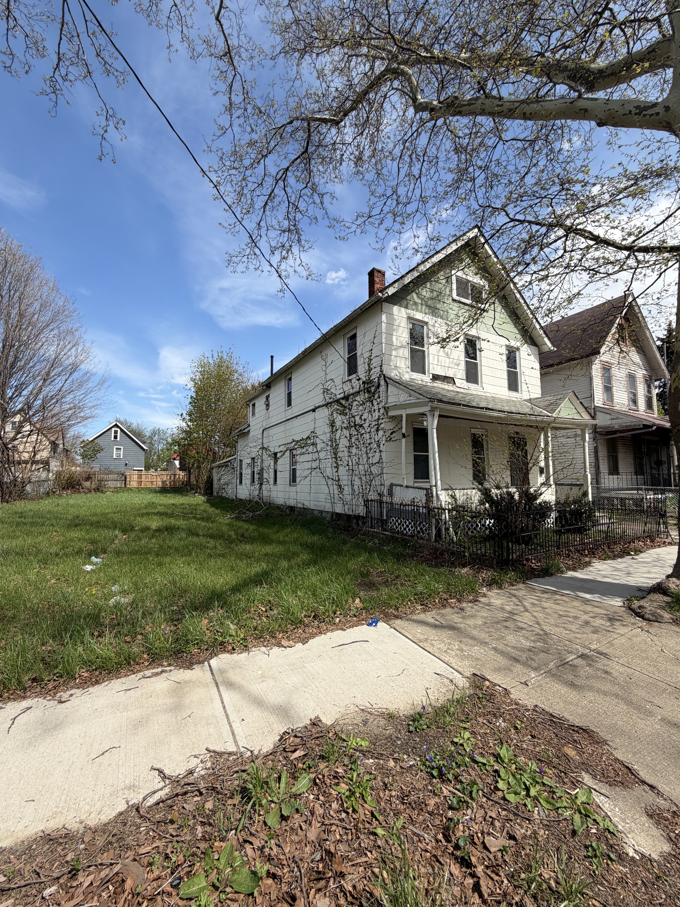 Property thumbnail image